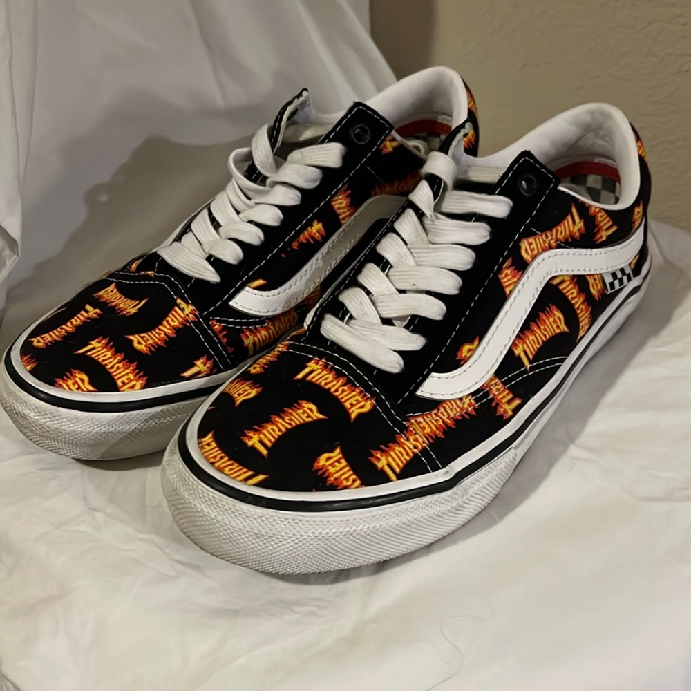 Thrasher vans size 7.5
